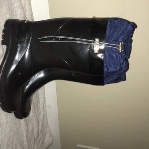 tommy hilfiger rain boots